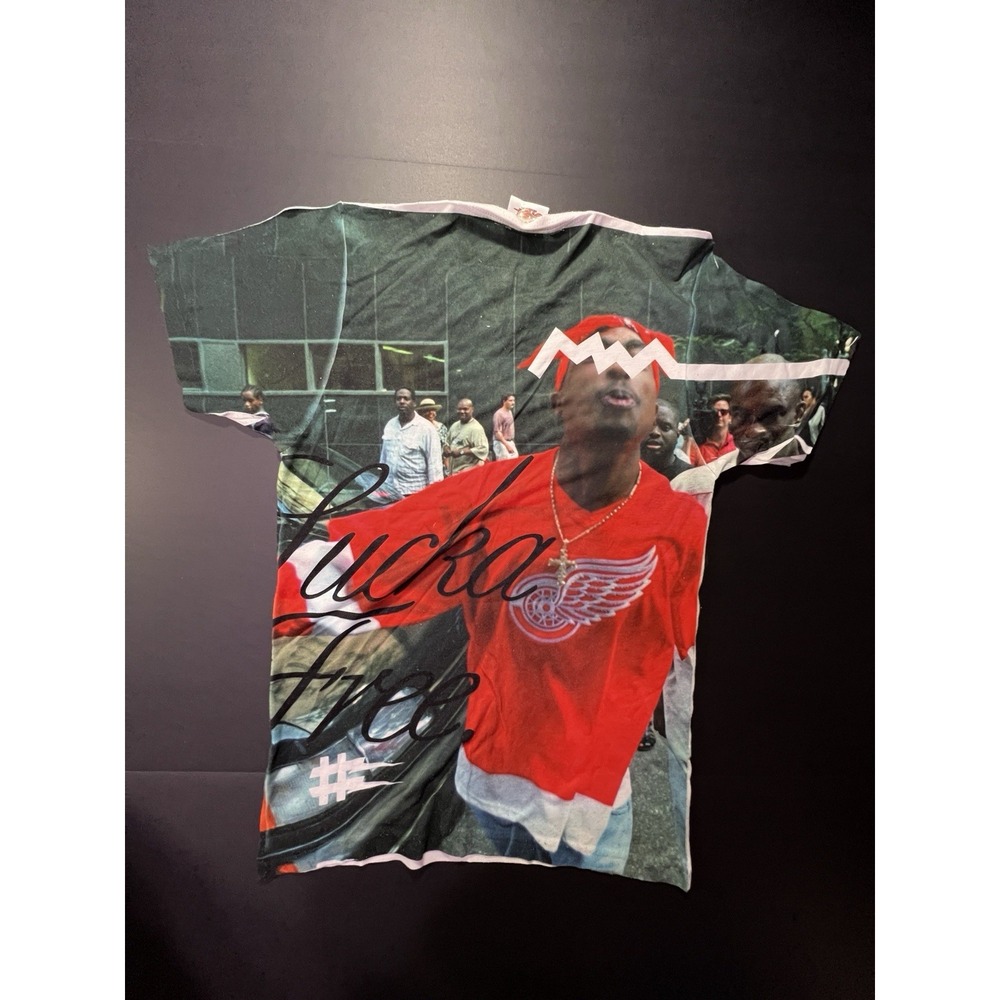 Fli Pelican Tupac Printed Graphic Tshirt Men‎ - Size S